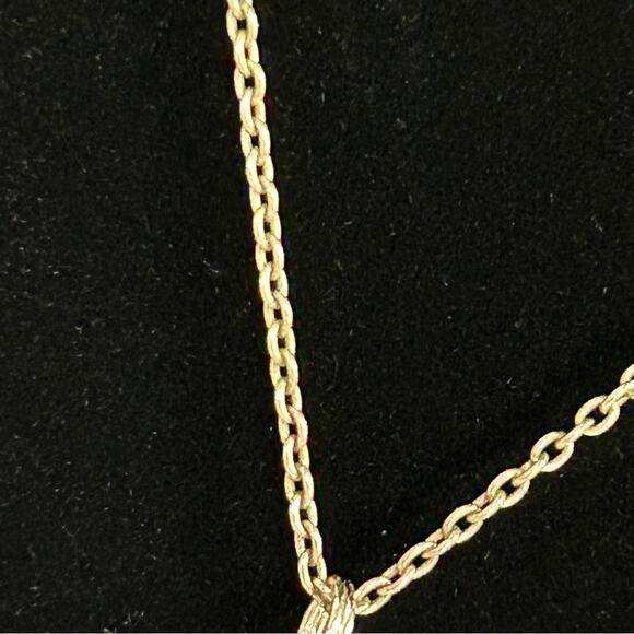 Mother of Pearl Snowman 925 Sterling Silver Winter Kitsch Pendant Necklace - Picture 4 of 8